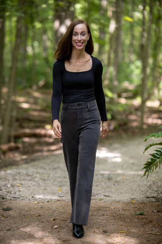 Black Clean-Line Square Neck Long Sleeve Top – Bodysuit Look Without Snaps